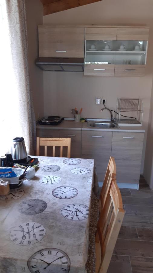 Room Near The Airport Pikérmion Εξωτερικό φωτογραφία