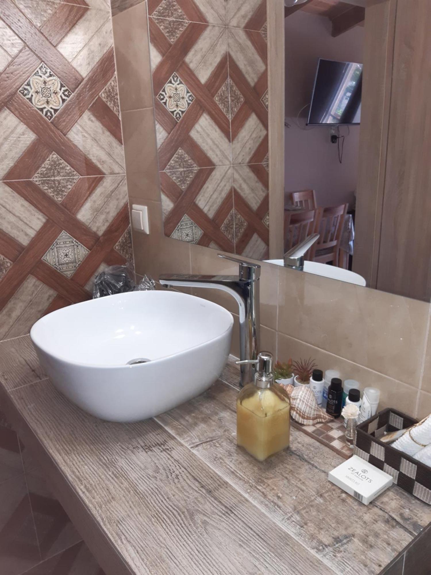 Room Near The Airport Pikérmion Δωμάτιο φωτογραφία